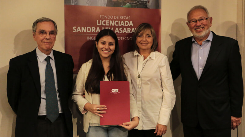 *Julio Fernández, Vice President of ORT; Elisa Vanoli; Diana Asaravicius; and Monis Lev.*
