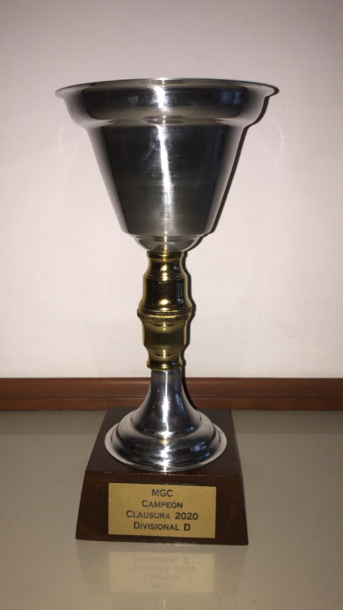 ORT's women's 7-a-side soccer team wins the Montevideo Girls Cup Clausura Tournament