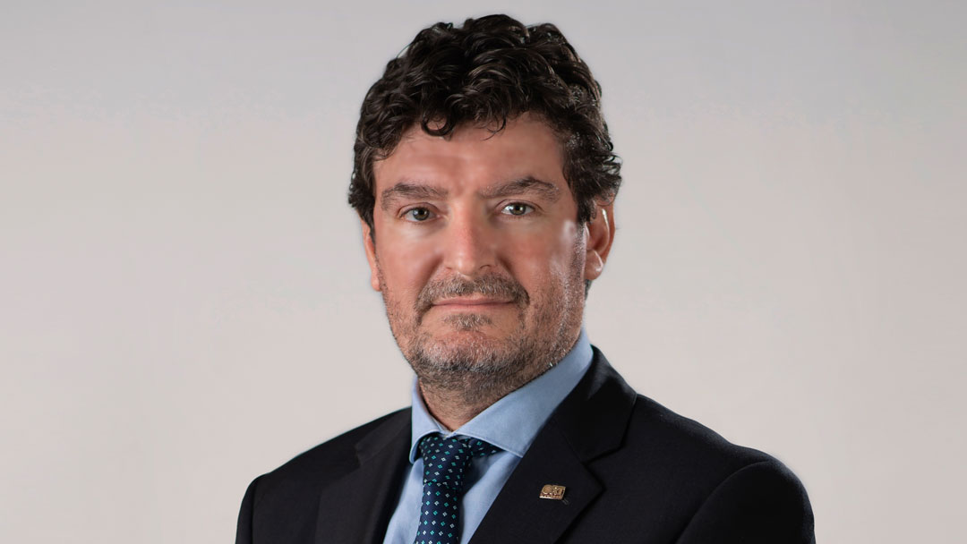 Esteban Cirizola, Architect - Director of Services and Logistics