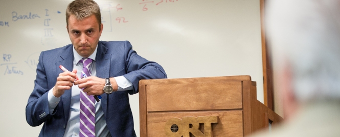 Dr. Oscar Elvira at Universidad ORT Uruguay