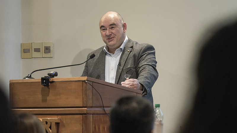 Gustavo Bentancor during his doctoral defense