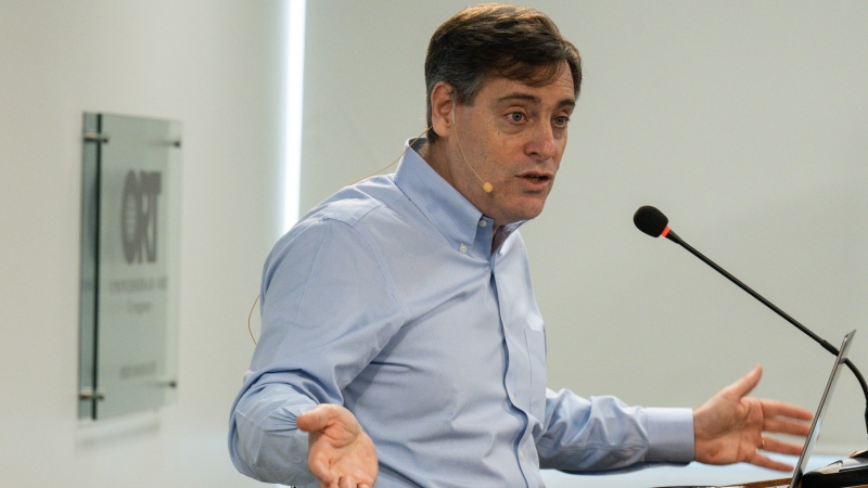 Santiago Bilinkis: “The limits that used to come from outside—in terms of technology—we now have to set ourselves”