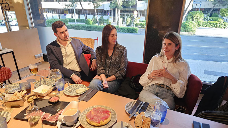 *Guillermo Bentancur, Mercedes Thul, Silvina Hipogrosso*