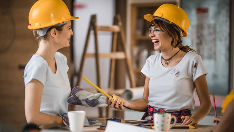 How to Paint a House Like a Pro: An Introduction to Home and Construction Painting
