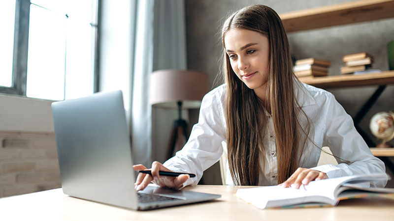 Academic Excellence Scholarships Without an Affidavit of Income