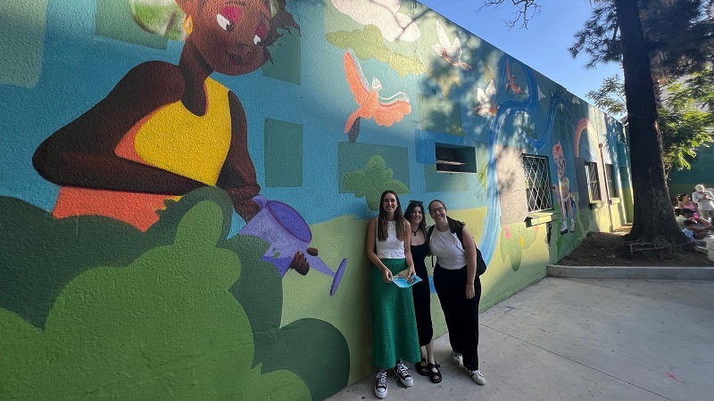 *From left to right: Lucía Barcia, Florencia Guida, and Karen Spalter*