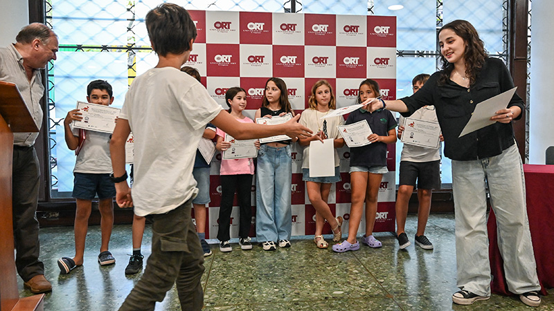 Awards Ceremony for the National Math Challenge at Universidad ORT Uruguay