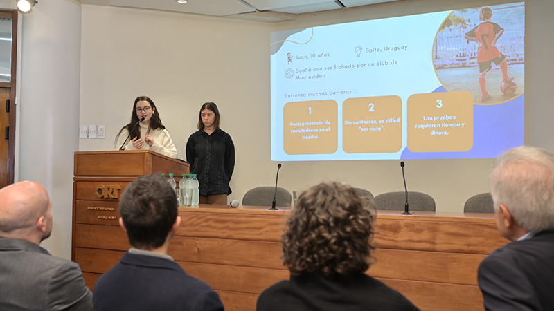 *Martina Rago and Agustina Martínez*