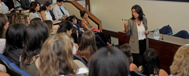 Mariana Gattoni, Esq., at the Management and Business Lecture Series.