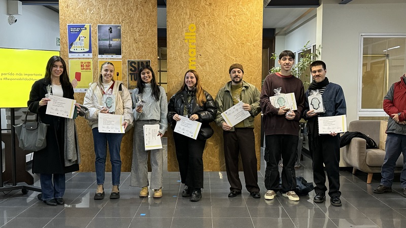 *From left to right: Rossina Notte, Serrana Besio, Agustina Echandía, Paula Bazán, Gianluca Di Carlo, Gonzalo Méndez, and Nazareno Saravia*