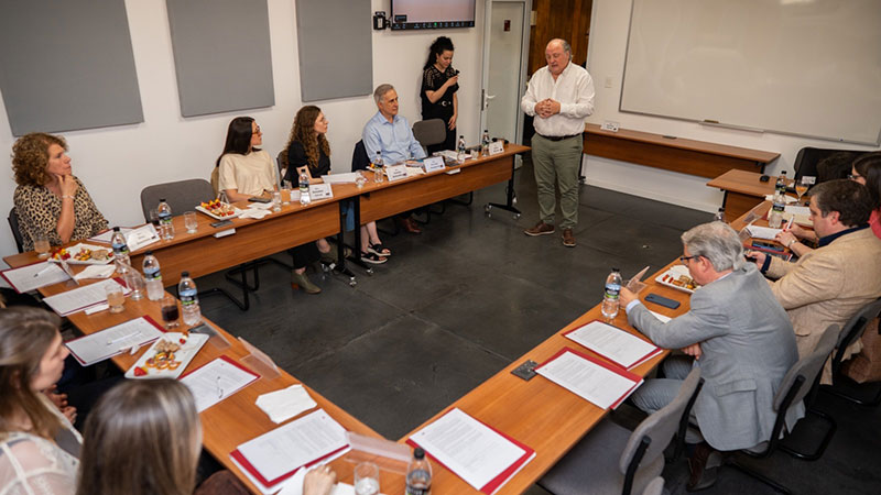 First Meeting of Faculty Members for the Postgraduate Specialization Program in Medical and Surgical Dermatology