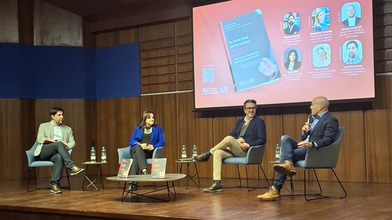 *Book presentation of “AI Isn’t Coming for Your Job—It’s Coming for Your Comfort” at the LATU Auditorium.