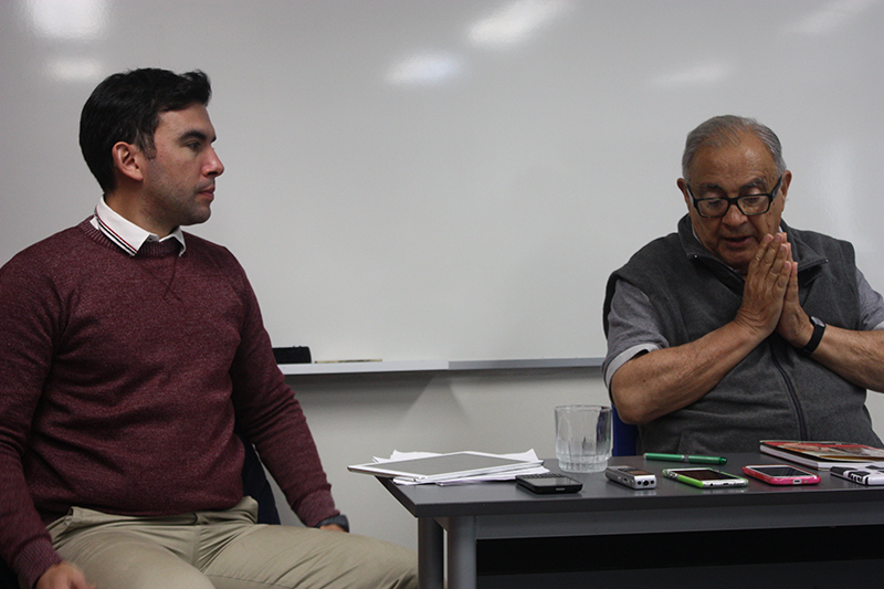 Juan Pablo Mosteiro and César di Candia during class. Photo: @Comunicacion_ORT