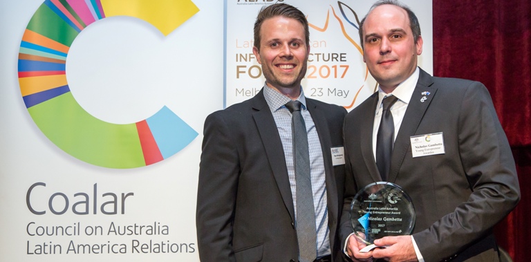 Academic coordinator receives international award for young entrepreneurs