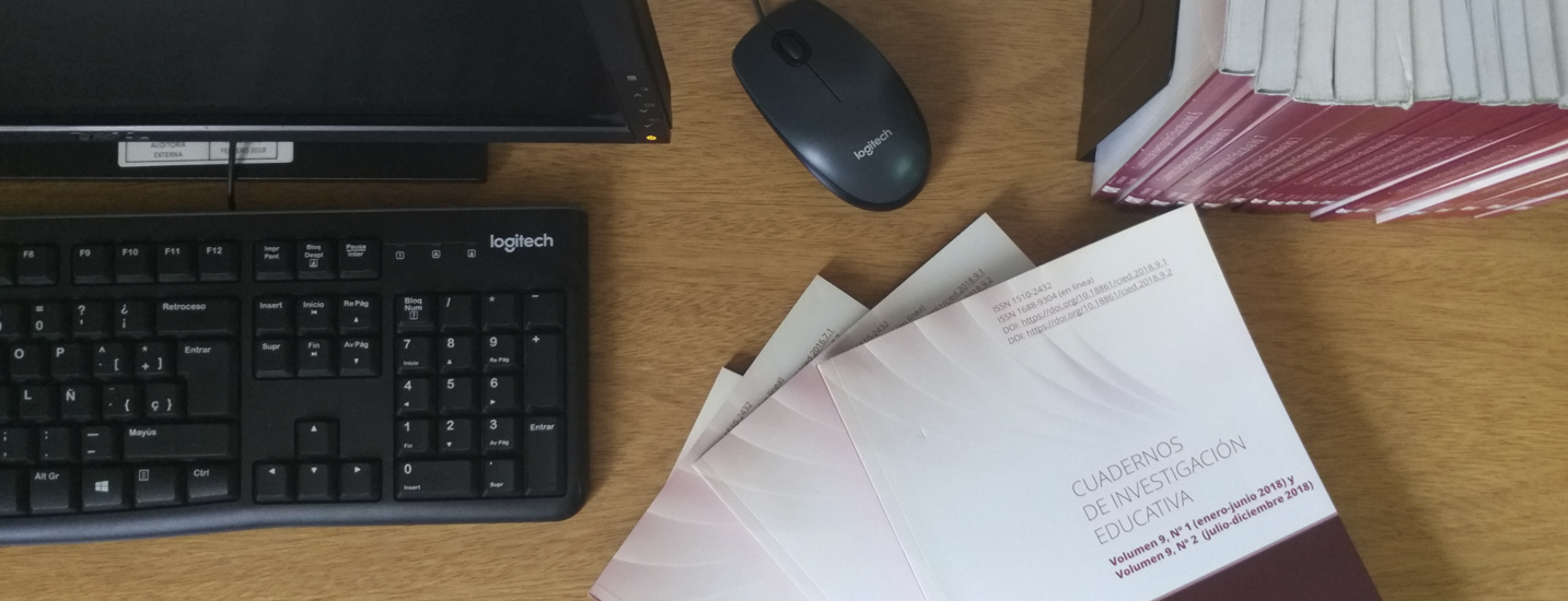 10 volumes of *Cuadernos*, 10 featured articles