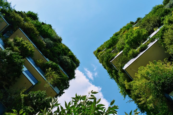 *Bosco Verticale, en Milán, considerada la primera torre biológica y sostenible*