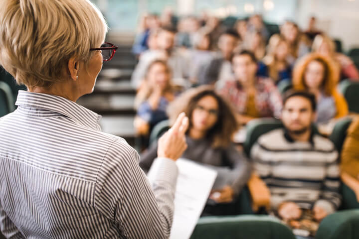 Postgrados en educación: qué son y qué posibilidades ofrecen.