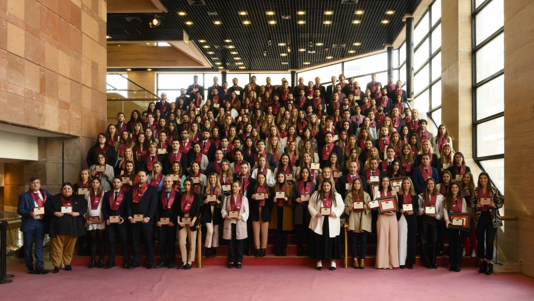 Segunda ceremonia anual de graduación de carreras universitarias 2022