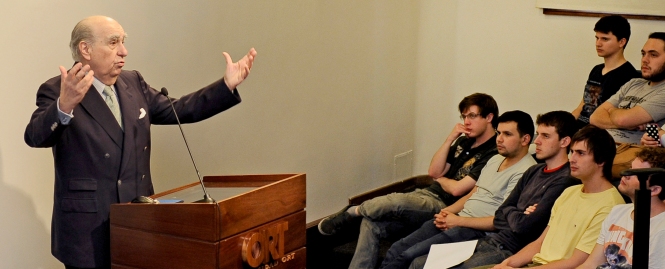 El Dr. Julio María Sanguinetti en la Universidad ORT Uruguay