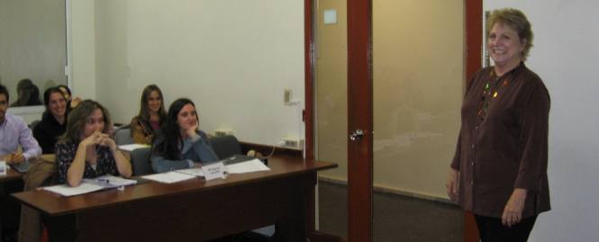 Profesora visitante del Diploma de Especializaci&oacute;n en Marketing