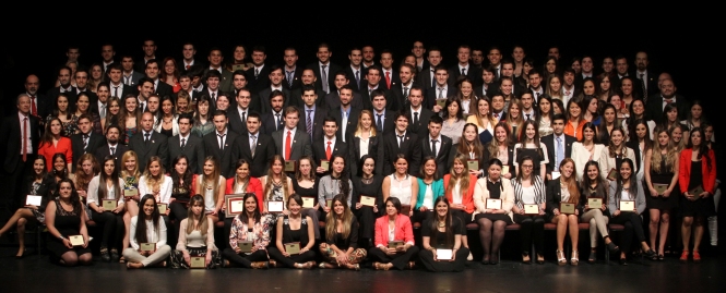 Ceremonia de graduación de noviembre de 2013