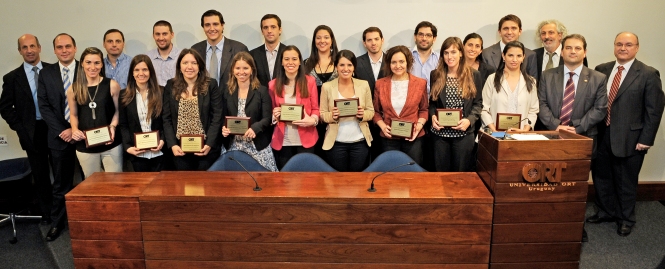 Ceremonia de graduación de Postgrados