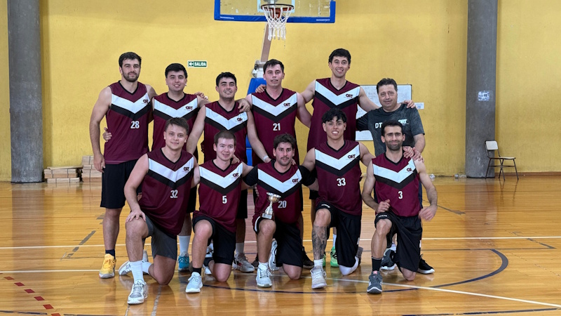 Equipo de básquetbol de la Universidad ORT Uruguay es bicampeón de la Copa Taylor