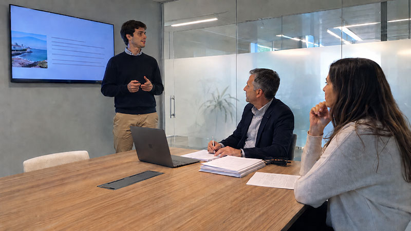 Nuevas gu&iacute;as para docentes y estudiantes sobre el uso de la inteligencia artificial generativa en la universidad
