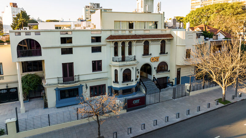 Fachada del Campus Pocitos de ORT