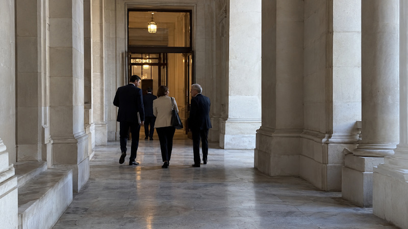 *Encuentro entre autoridades diplom&aacute;ticas para el acercamiento de posturas. Imagen ilustrativa.