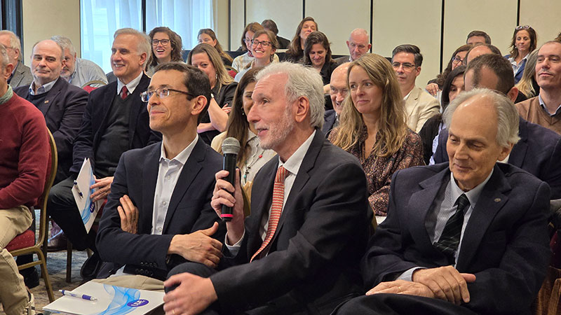Lanzamiento de Metared Uruguay