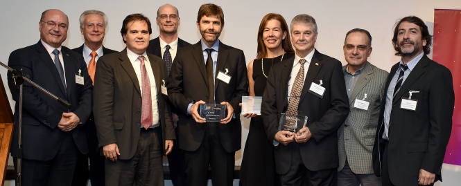 Destacan a graduados pioneros del MBA pionero de Uruguay