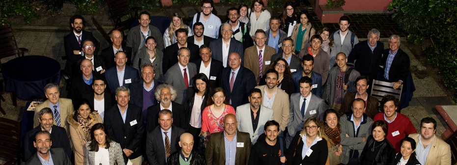 Expertos, graduados y fundadores celebraron el 25 aniversario de Analista en Marketing