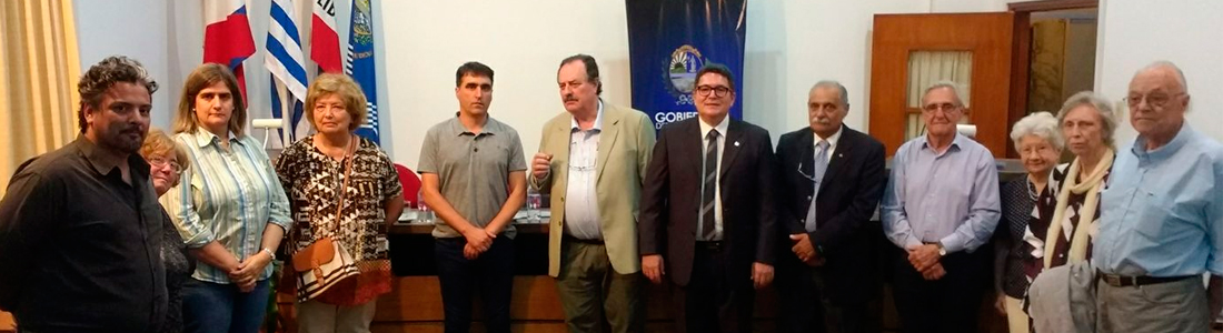 &ldquo;Jam&aacute;s hay que escribir pensando en un concurso&rdquo;