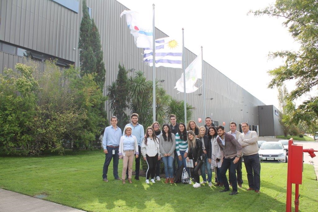 Estudiantes de Analista en Comercio Exterior