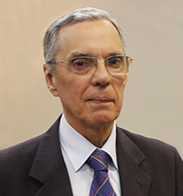*Julio Fernández<br>Vice-Rector*