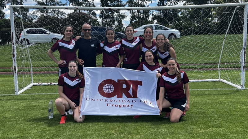 Plantel de fútbol 7 femenino